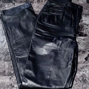 Danier ladies leather pants